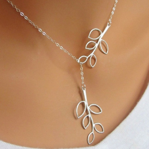 Jewelry - Silver Leaf Lariat Necklace